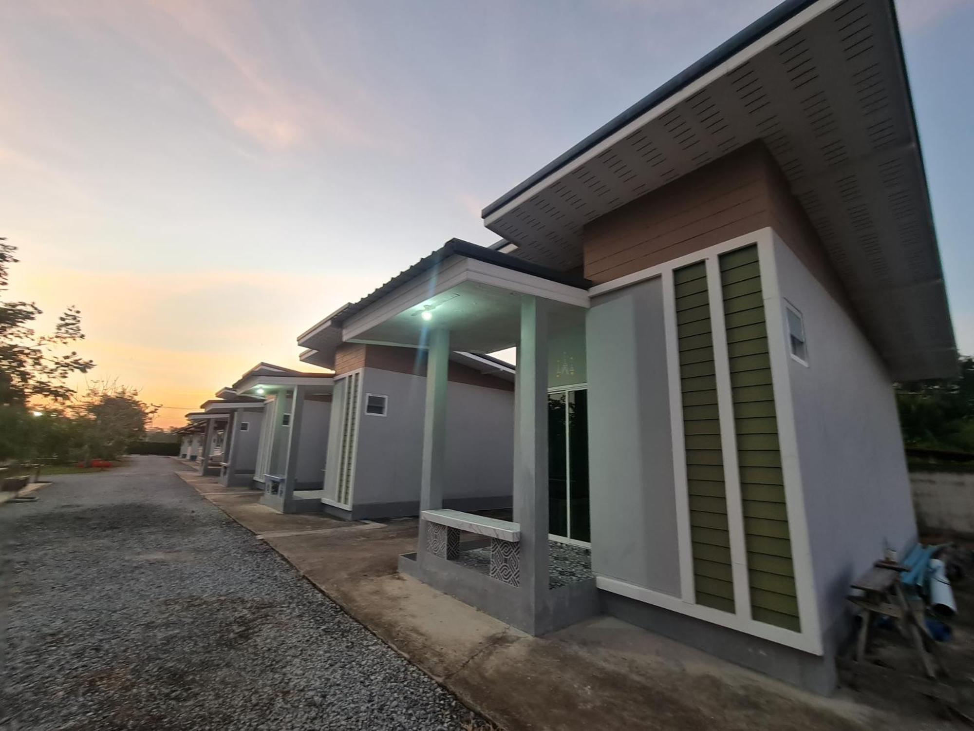 Araya Cottage 乌泰他尼府 外观 照片